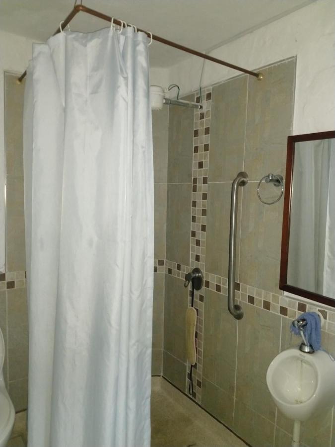 Habita Estudios Laureles Медельин Экстерьер фото